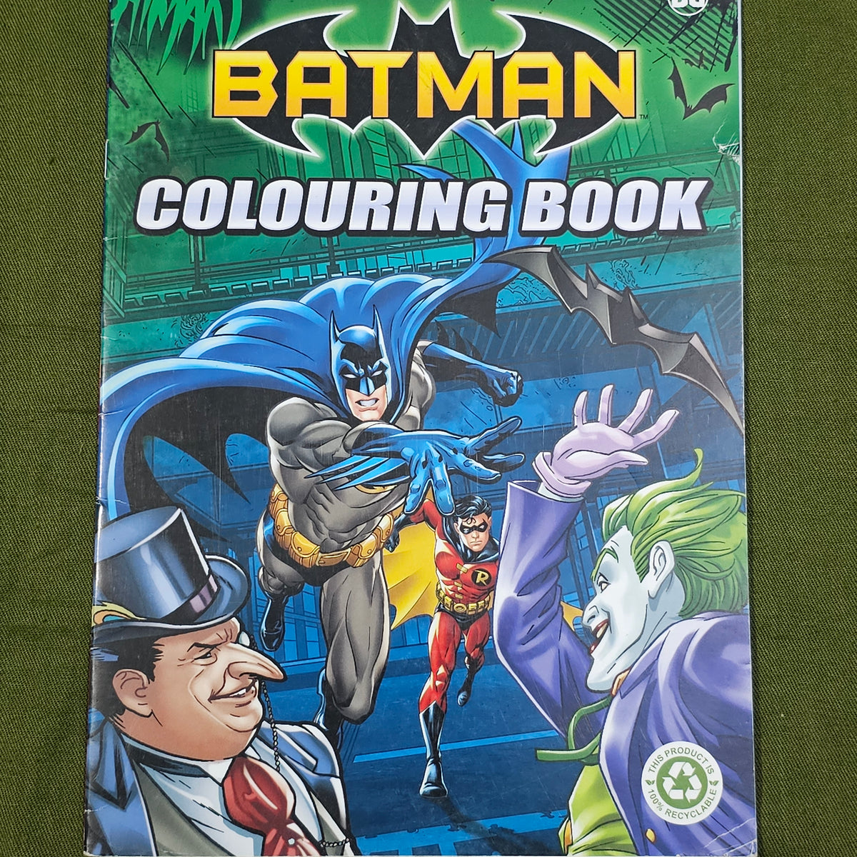 BATMAN : Colouring book